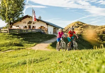 Mountainbiken-und-Radfahren Mountainbiken-und-Radfahren